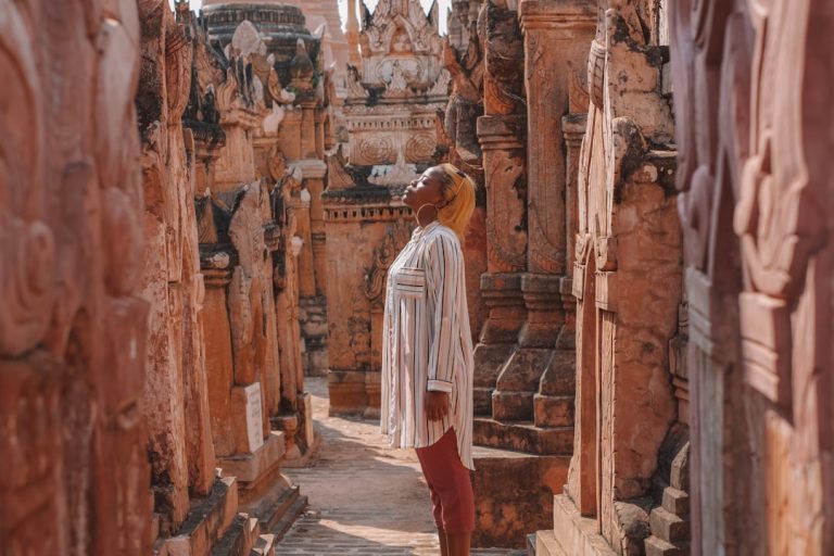 Unconventional Ways to Experience a City with a Tourist Guide